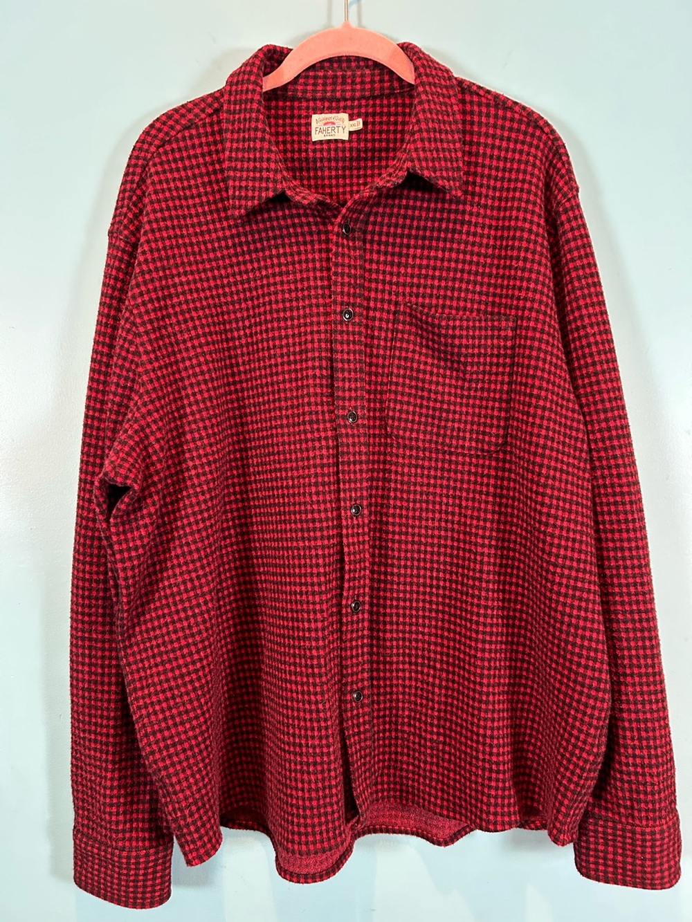 Faherty Mens Red Black checked sweater shirt, size XXL